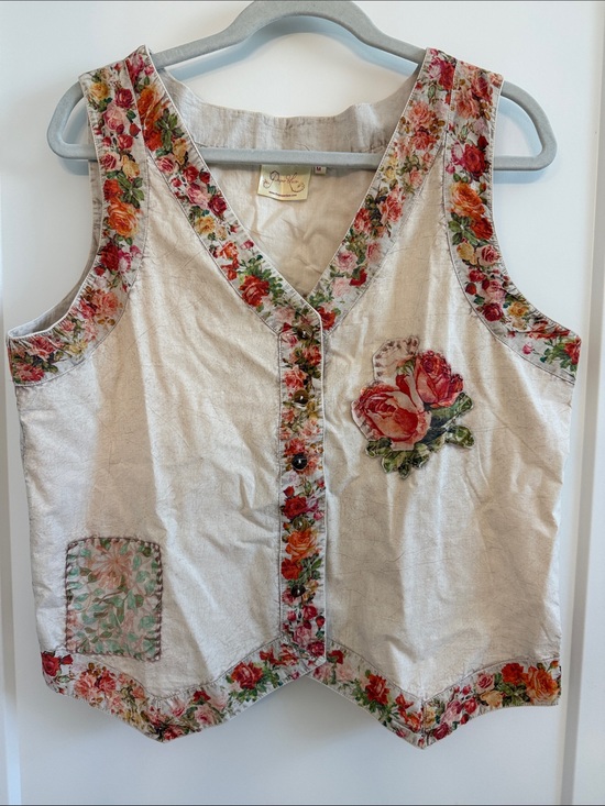 Paper Lace Tops - Paperlace funky floral vest